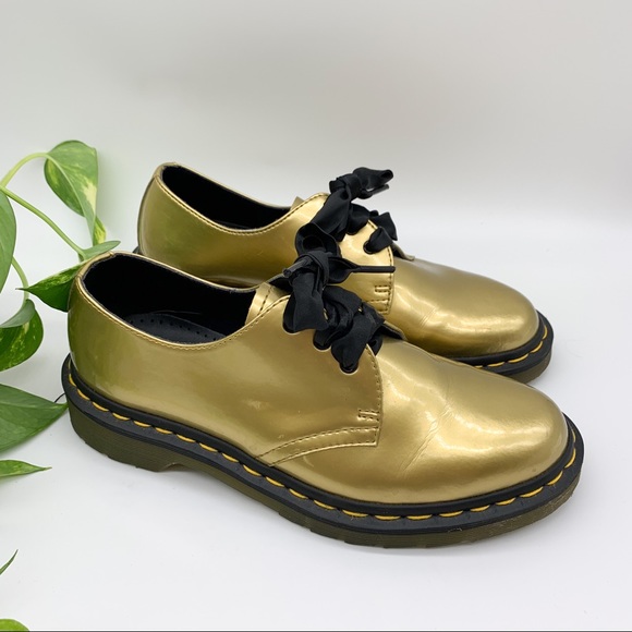 Dr. Martens Shoes - DR. MARTEN’S gold patent leather oxfords, ladies 7